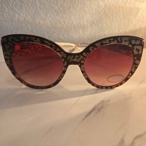 SB1 -Bebe Leopard Print Sunglasses - Burgandy and Gold